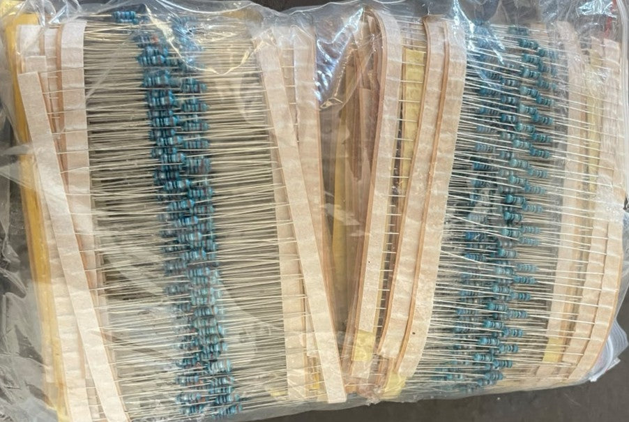 Metal Film Resistors Assortment Kit - 20 Pack (130 Values, 1/4W 1%)